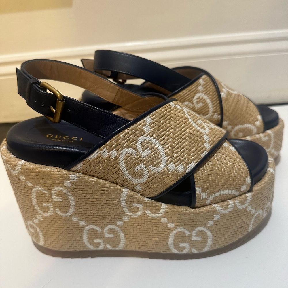 Gucci Tan and Navy Wedge/Platform Sandals- Size 7